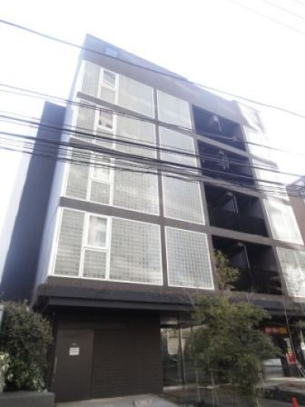 アパートメンツ元麻布内田坂