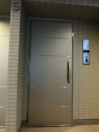 カスタリア新富町3
