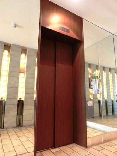 BluRock銀座イースト