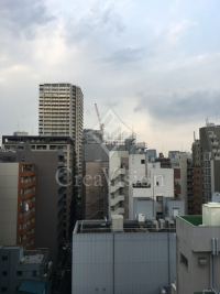 レヴィーナ東京八重洲通り