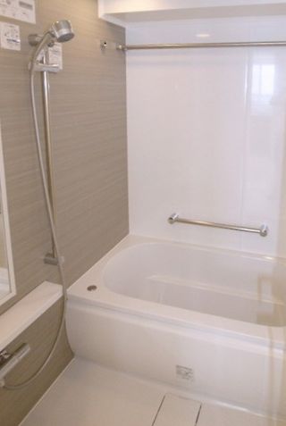 アデニウム東京八丁堀