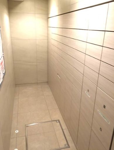 グランスイート東日本橋スクウェア