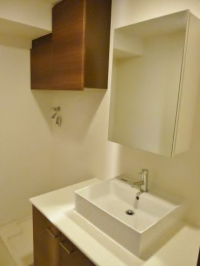 AZABU PARKHAUS