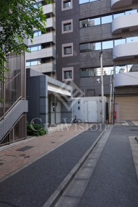 コンフォリア三田トロワ