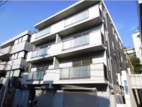 テラス有栖川