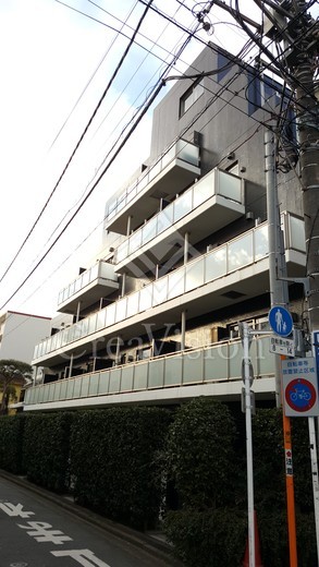 Ｊ．リヴェール学芸大学