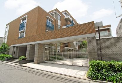 パークコート表参道