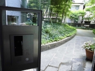 外苑レジデンス