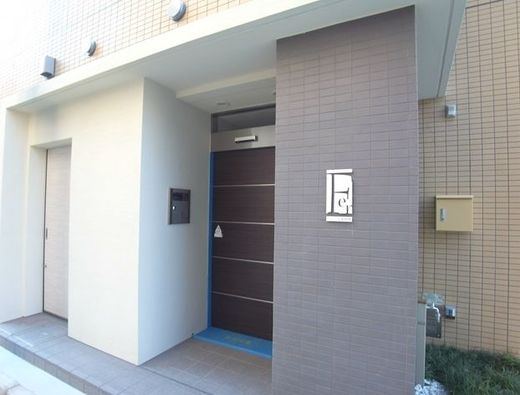 フェール東新宿