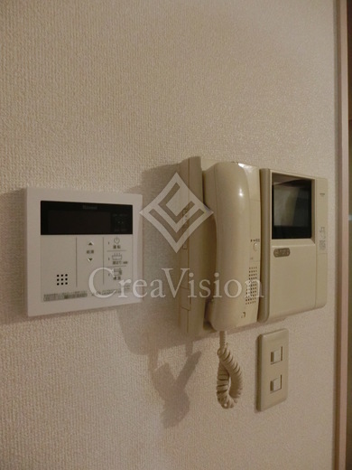 レオーネ三越前