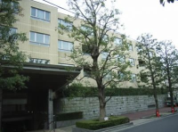 表参道コート (Omotesando Court)