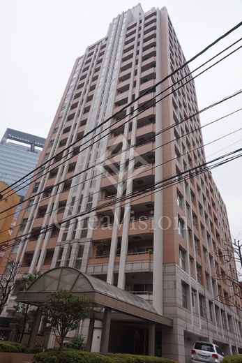ファミール新宿グランスイートタワー