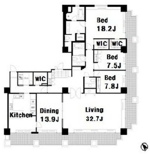 城山トラストコート　E812号室　間取り